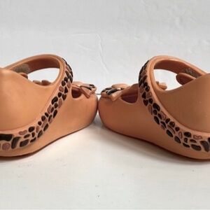 5t Mini Melissa shoes Giraffe